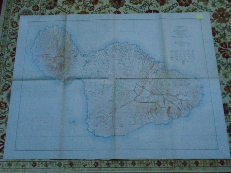 Item #52065 TOPOGRAPHIC MAP OF THE ISLAND OF MAUI, MAUI COUNTY, HAWAII. TERRITORY OF HAWAII, 1933